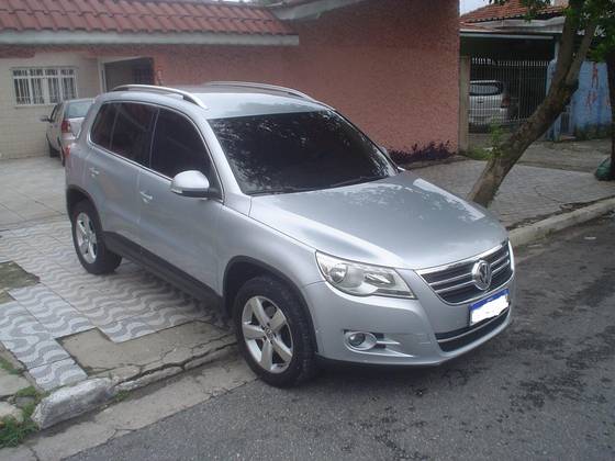 VOLKSWAGEN TIGUAN 2.0 TSI 16V TURBO GASOLINA 4P TIPTRONIC VOLKSWAGEN TIGUAN 2.0 TSI 16V TURBO GASOLINA 4P TIPTRONIC